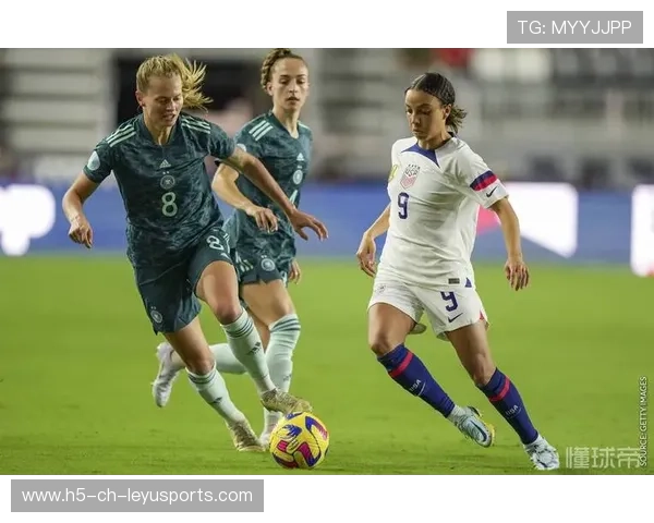 世界冠军之争！美国女足挑战德国，大战在即，美国女足输