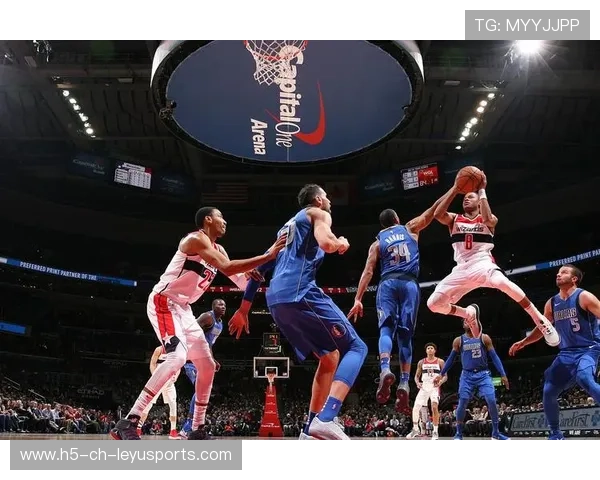 全球篮球赛中发生激烈争夺,胜负悬念,篮球争夺战 全球篮球赛中发生激烈争夺,胜负悬念,篮球争夺战