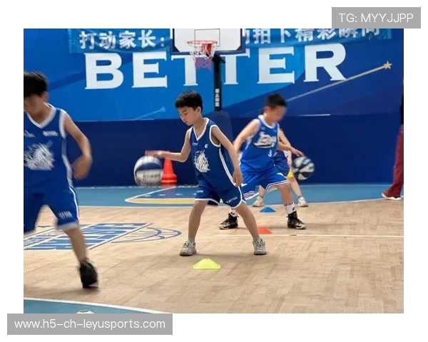 中国篮球海外文化交流展在多国巡展，中国篮球海外球员