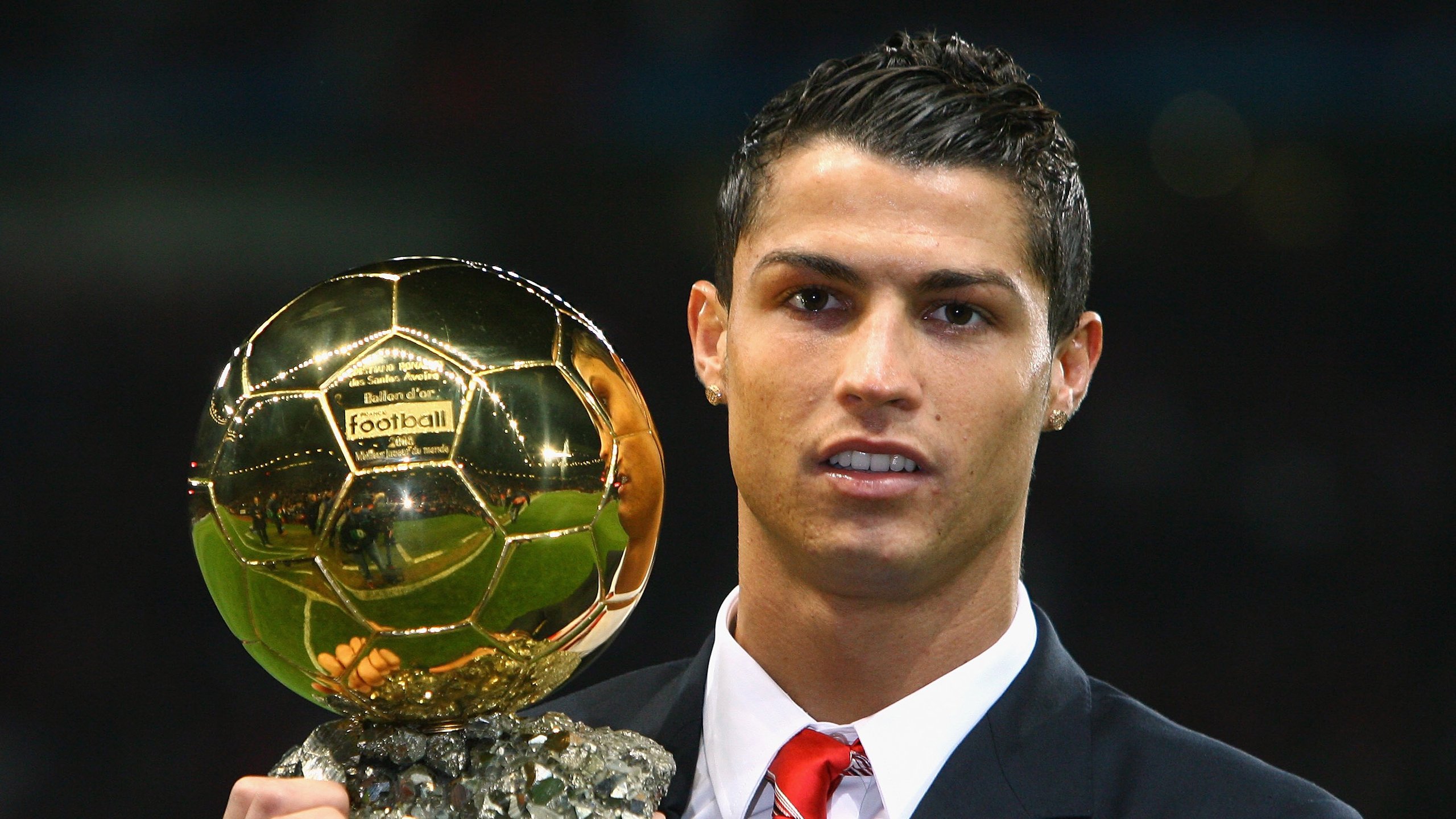 拉恩：全黑队外线的重要进攻手段，突破速度让对手防不胜防，拉恩对费雷拉