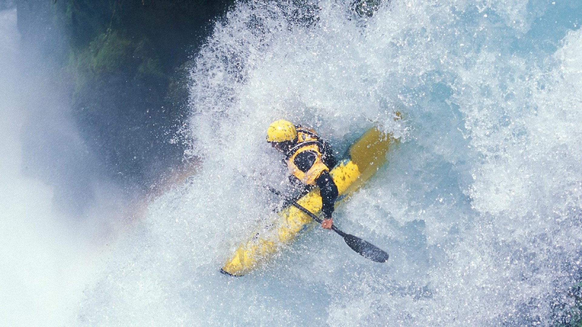 《王者荣耀》“荣耀争霸”战队激战正酣！全民燃情，荣耀之巅等待新王者
